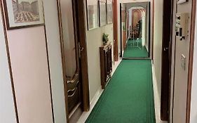 Hotel Elena